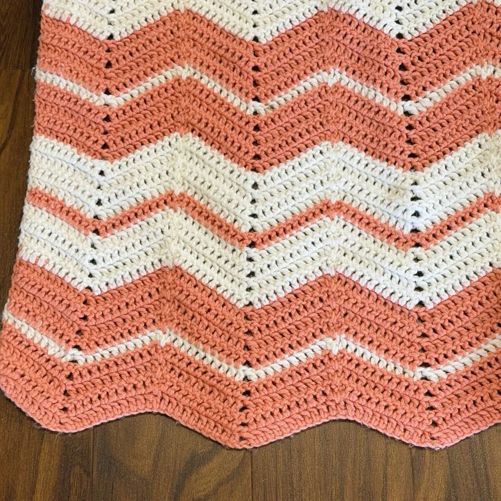 VTG Crochet Chevron Blanket Afghan Coral Cream Zig Zag Handmade 60x63 Boho